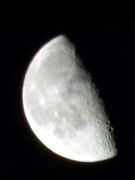 Half-Moon by MessyMark