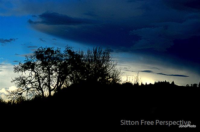 Skyscape-Mountains by Sitton Free Perspective